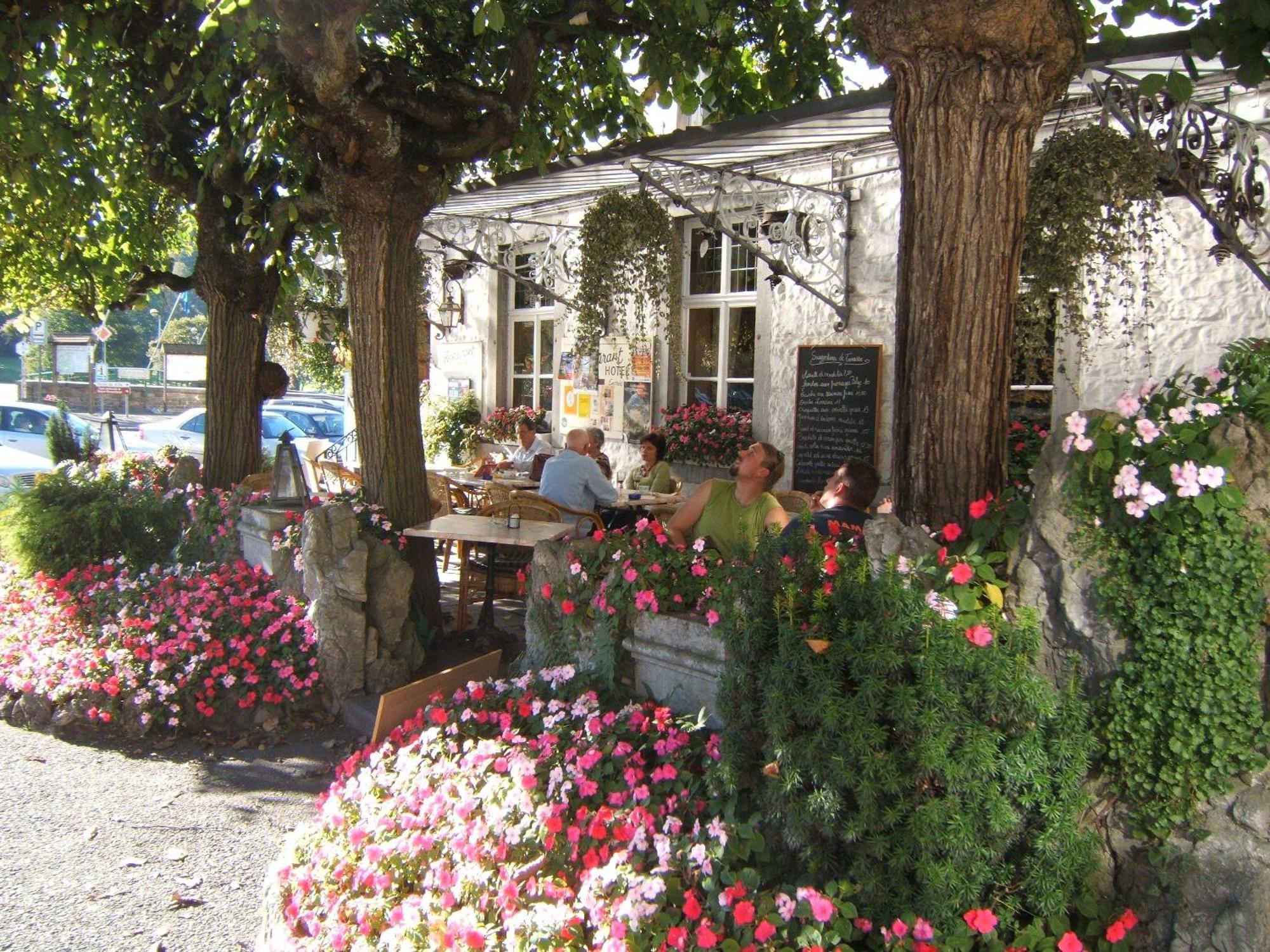 Royal Hotel-Restaurant Bonhomme Sougné-Remouchamps Buitenkant foto